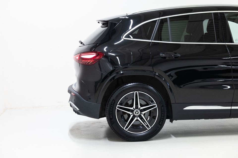 Mercedes EQA350 AMG Advance 4Matic 5d