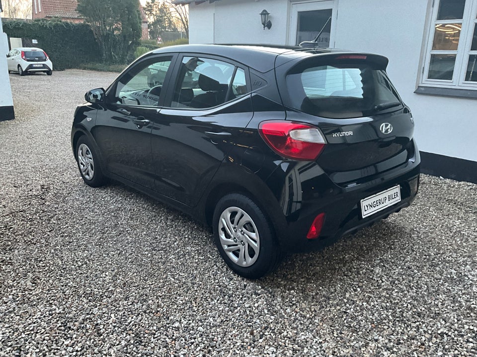 Hyundai i10 1,0 MPi Essential 5d