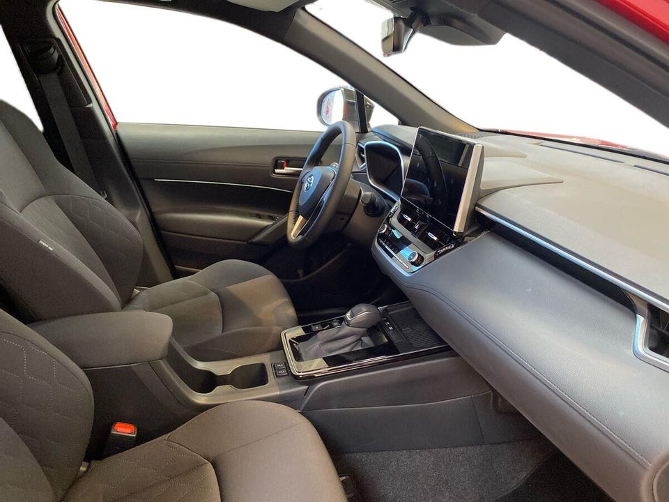 Toyota Corolla Cross 1,8 Hybrid Style Comfort CVT 5d