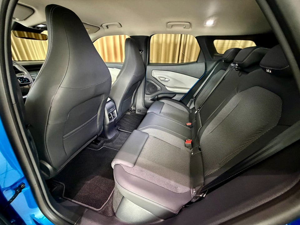 Ford Explorer 82 Select Extended Range 5d