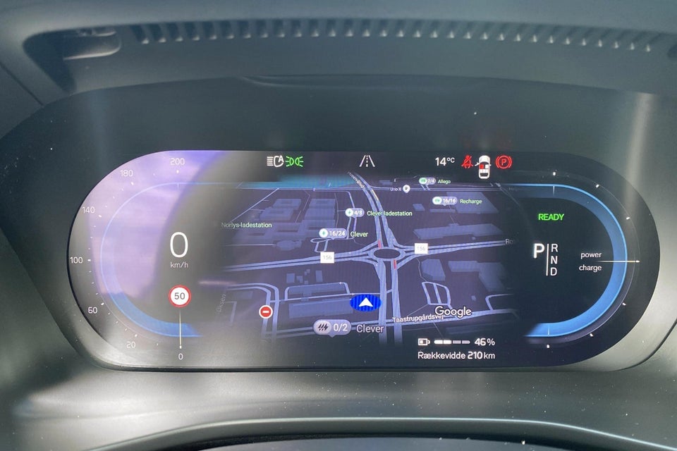 Volvo XC40 ReCharge Twin Plus 5d