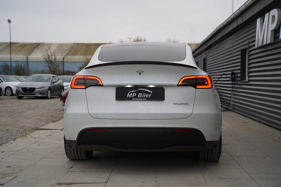 Tesla Model Y Performance AWD 5d