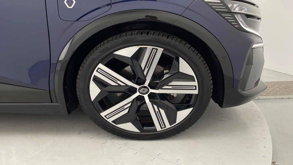 Renault Megane E-Tech 60 Iconic 5d