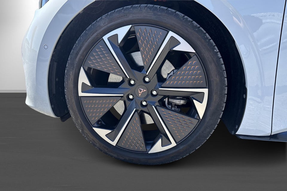 Cupra Born 79 VZ 5d