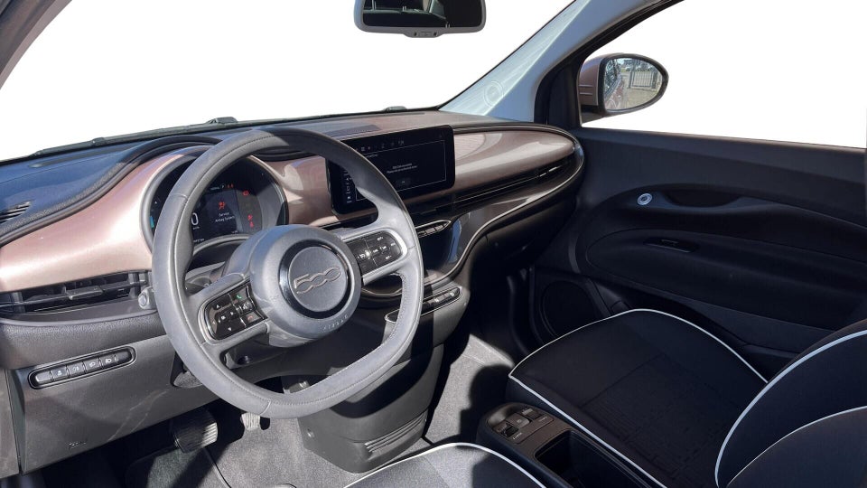 Fiat 500e 42 Icon 3+1 4d