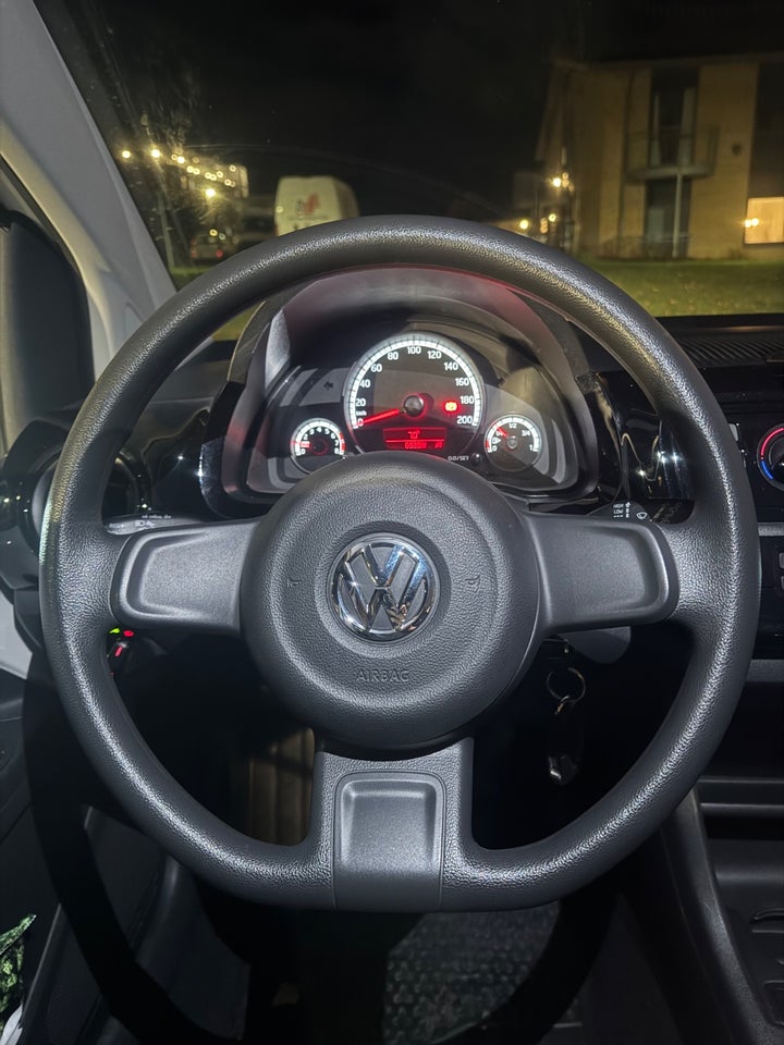 VW Up! 1,0 60 Black Up! 5d