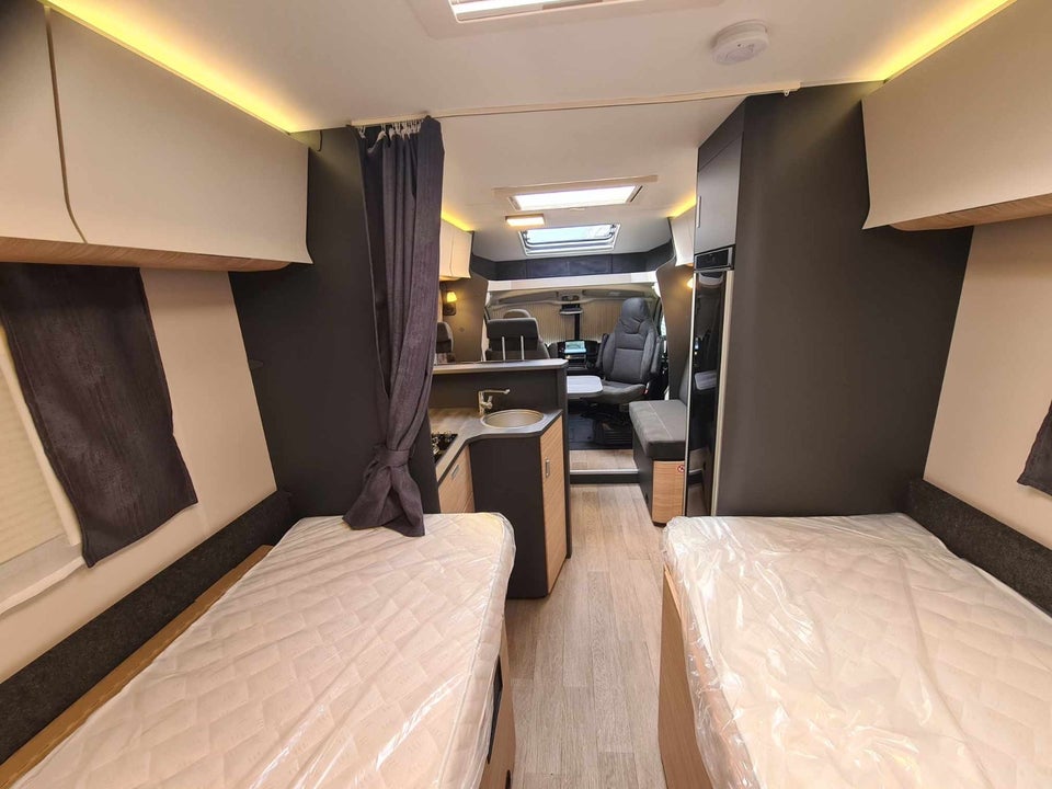 Hobby Optima De Luxe T70E 2,2 aut. 3d