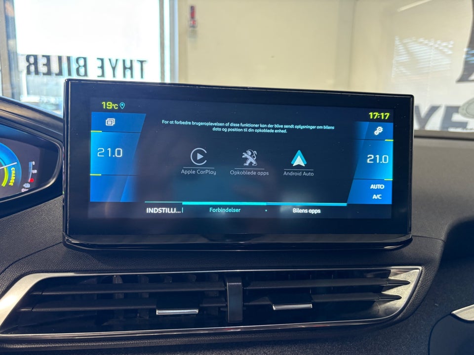 Peugeot 3008 1,6 Hybrid Selection Sport EAT8 5d