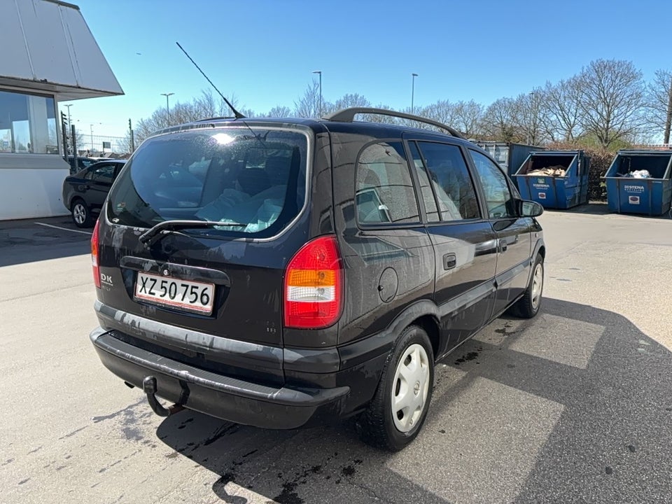 Opel Zafira 1,8 16V Elegance 7prs 5d