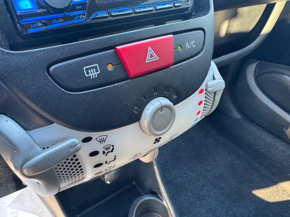 Peugeot 107 1,0 Cool 5d