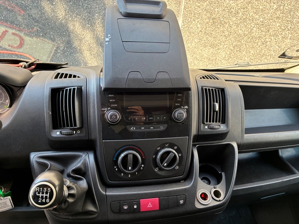 Fiat Ducato 35 Maxi 2,3 MJT 130 Alukasse m/lift 2d