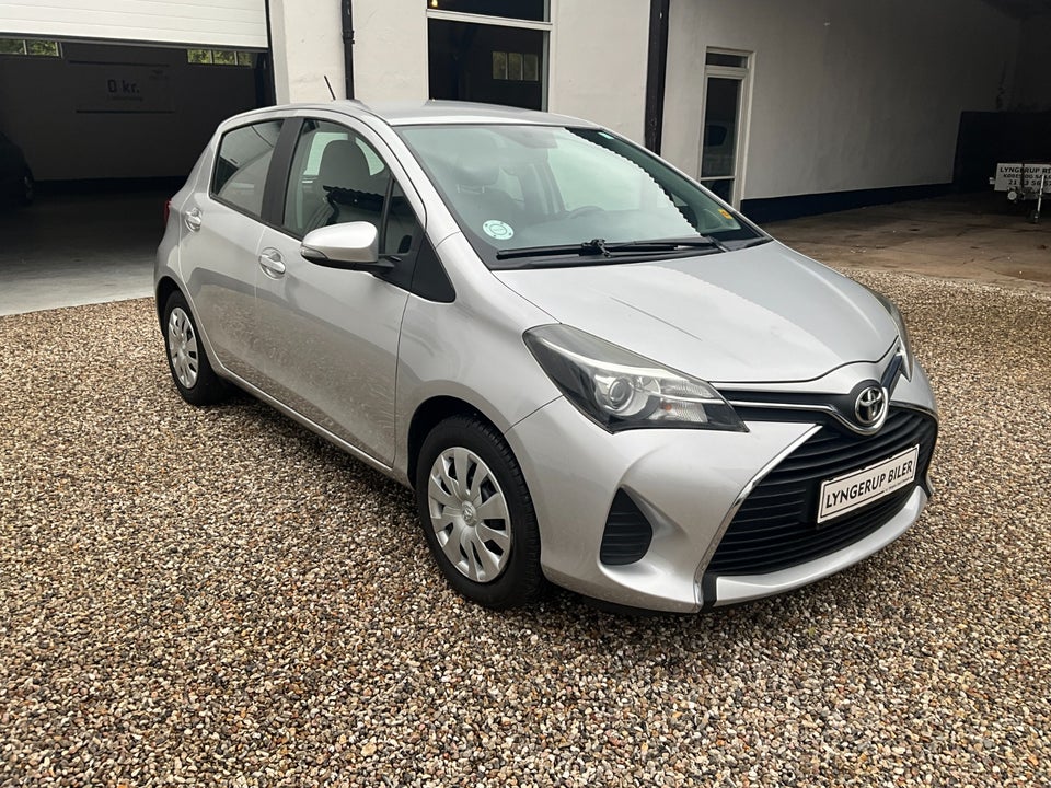 Toyota Yaris 1,3 VVT-i T2 5d