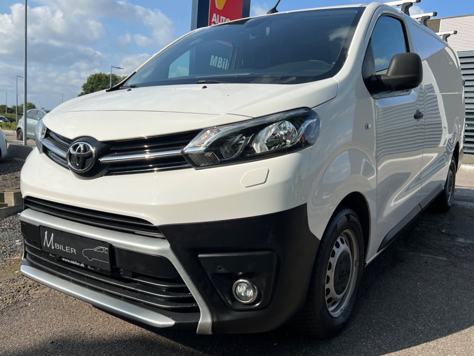 Toyota ProAce 2,0 D 120 Long Comfort Master aut. 5d