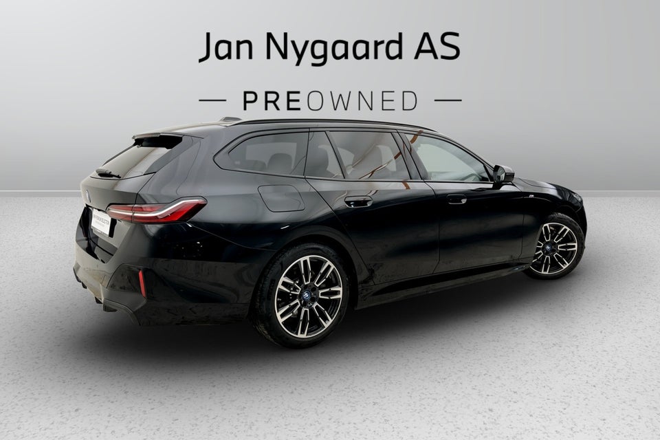 BMW i5 eDrive40 Touring M-Sport 5d