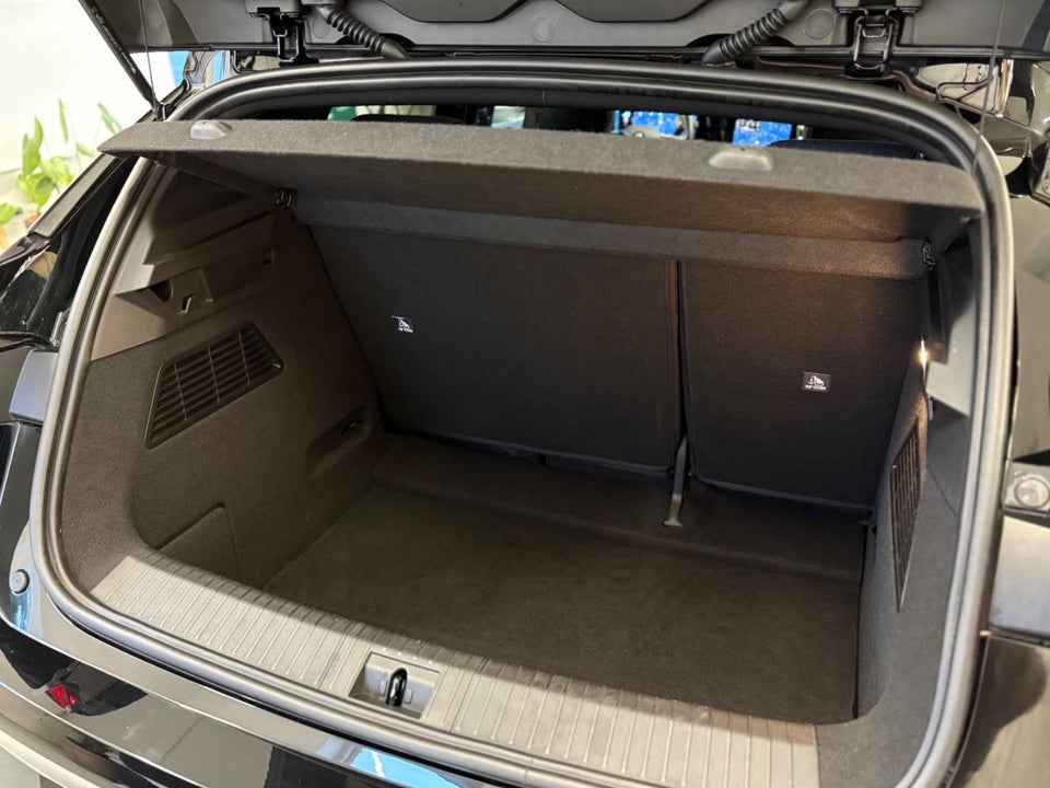 Renault Megane E-Tech 60 Techno 5d