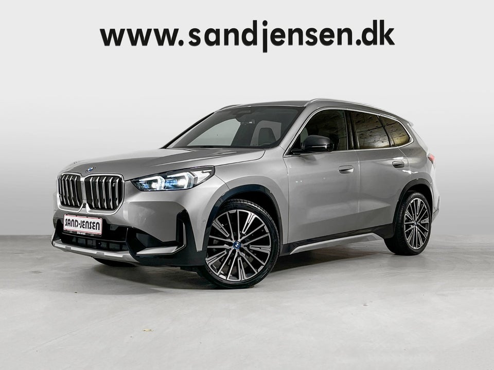 BMW iX1 xDrive30 X-Line 5d