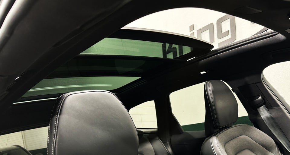 Volvo XC60 2,0 T6 ReCharge Plus Dark aut. AWD 5d