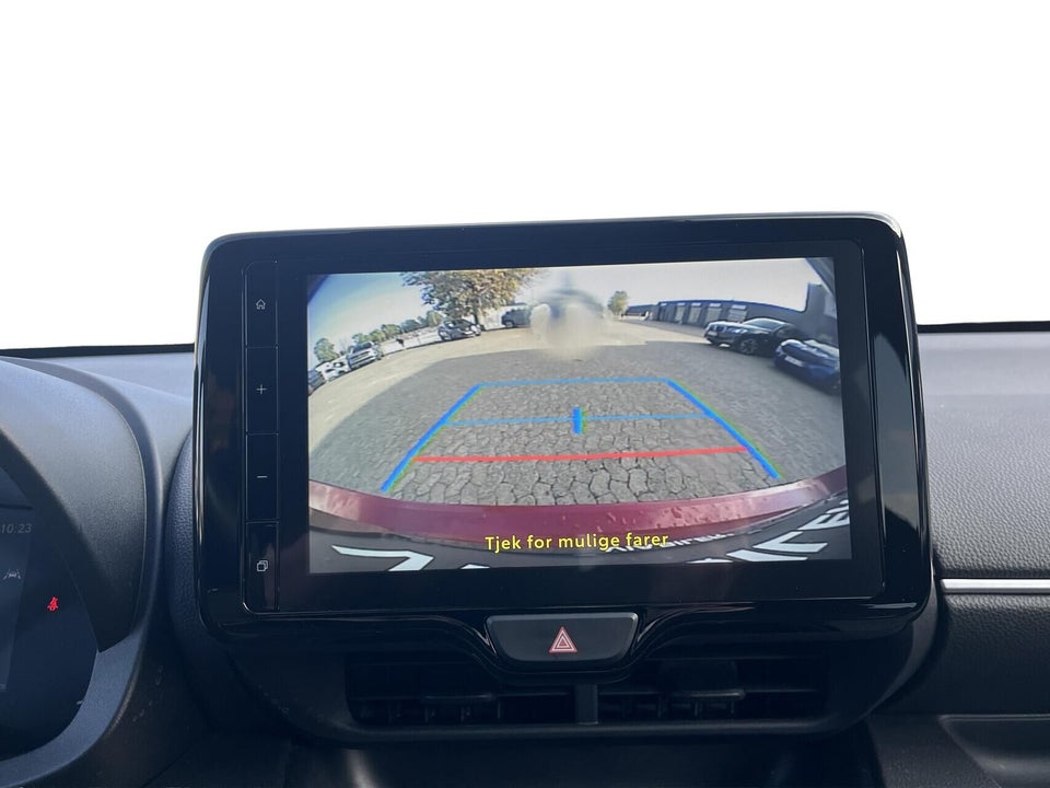 Toyota Yaris 1,5 Hybrid Style e-CVT 5d