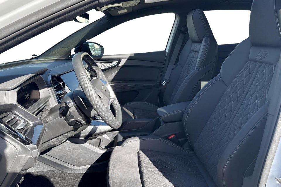 Audi Q4 e-tron 45 Ultra quattro 5d