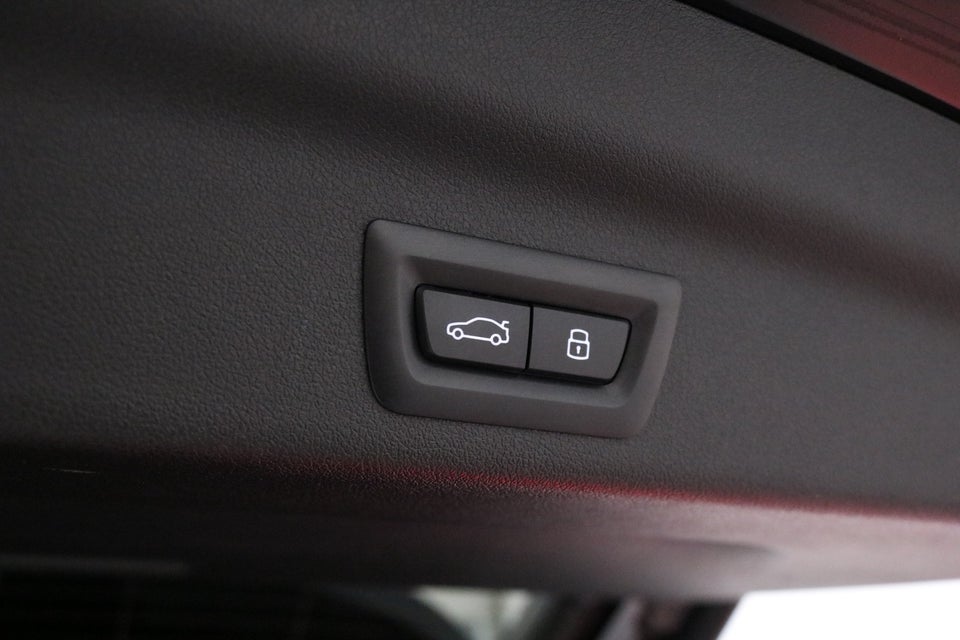 BMW iX1 eDrive20 M-Sport 5d