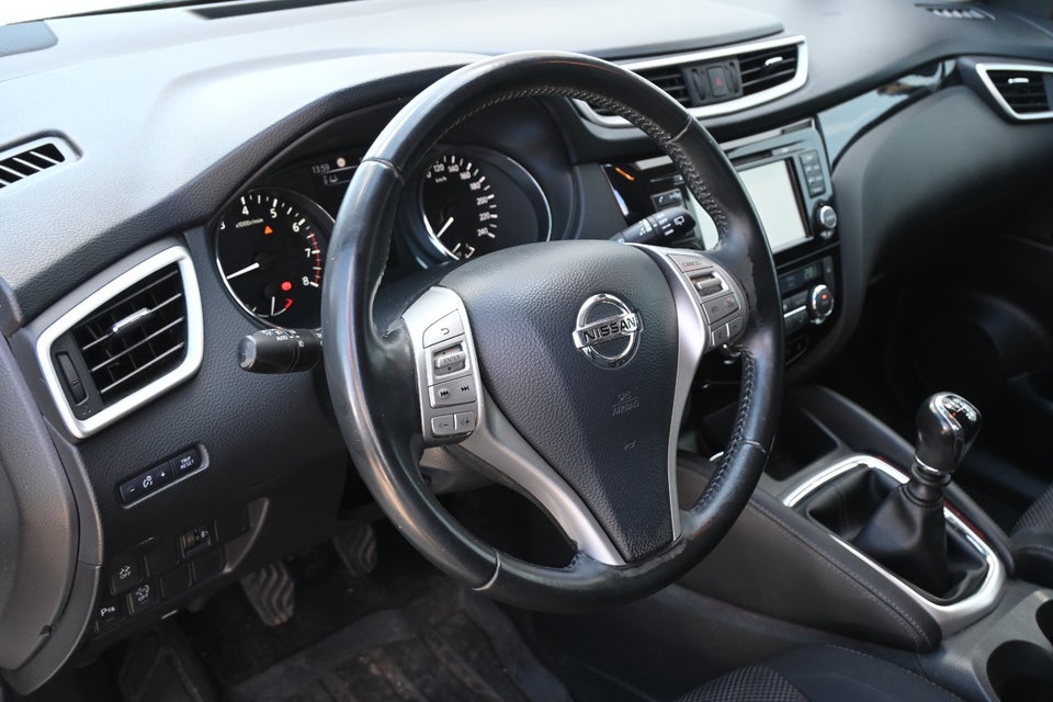 Nissan Qashqai 1,2 Dig-T 115 Visia 5d