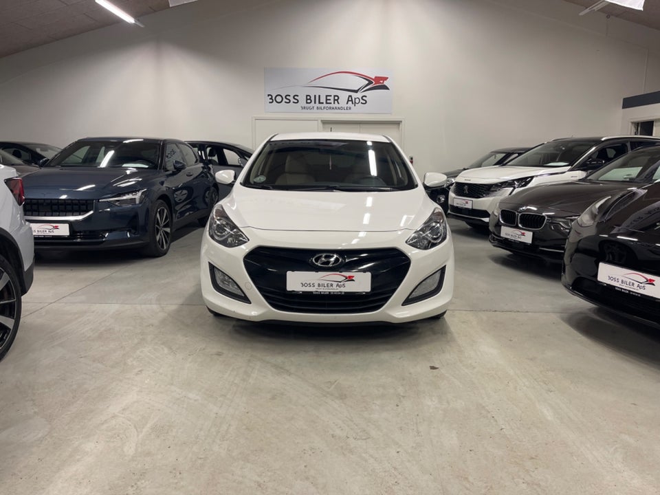 Hyundai i30 1,6 CRDi 110 Style Eco 5d