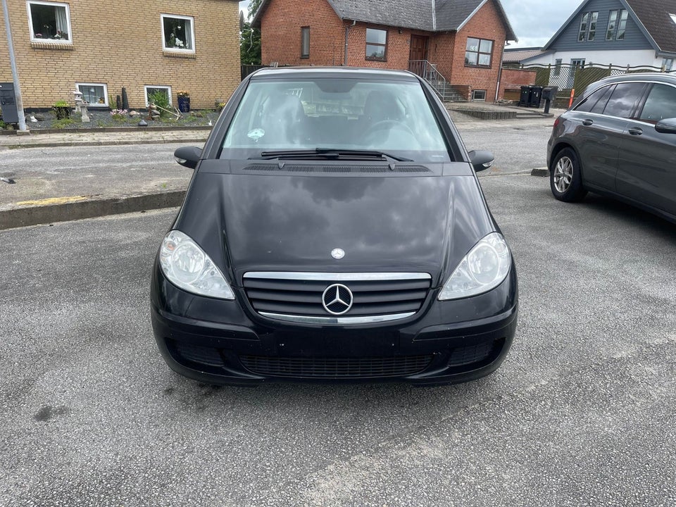 Mercedes A150 1,5 Elegance 3d