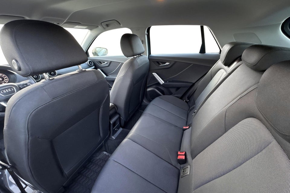 Audi Q2 35 TFSi Prestige S-tr. 5d