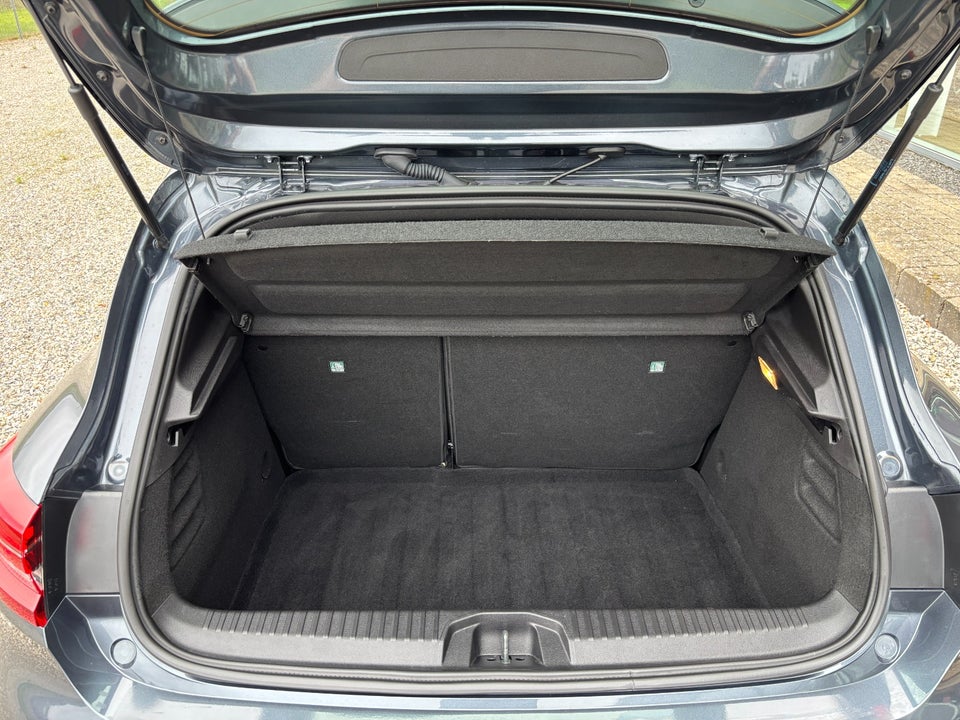 Renault Clio V 1,0 TCe 90 Intens 5d