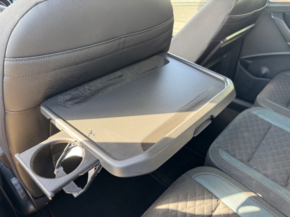 VW Touran 1,6 TDi 115 IQ.Drive DSG 7prs 5d