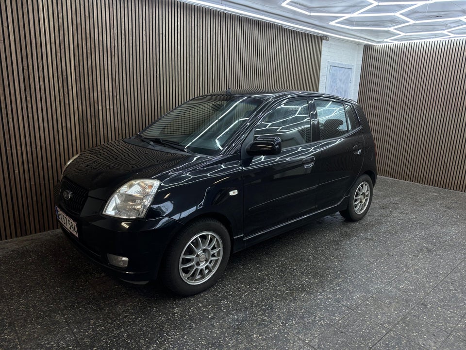 Kia Picanto 1,0 EX 5d