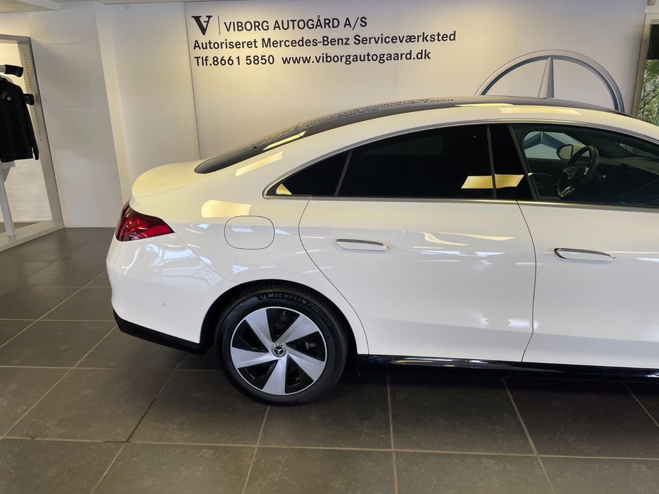 Mercedes CLA250+ electric Progressive Premium 4d
