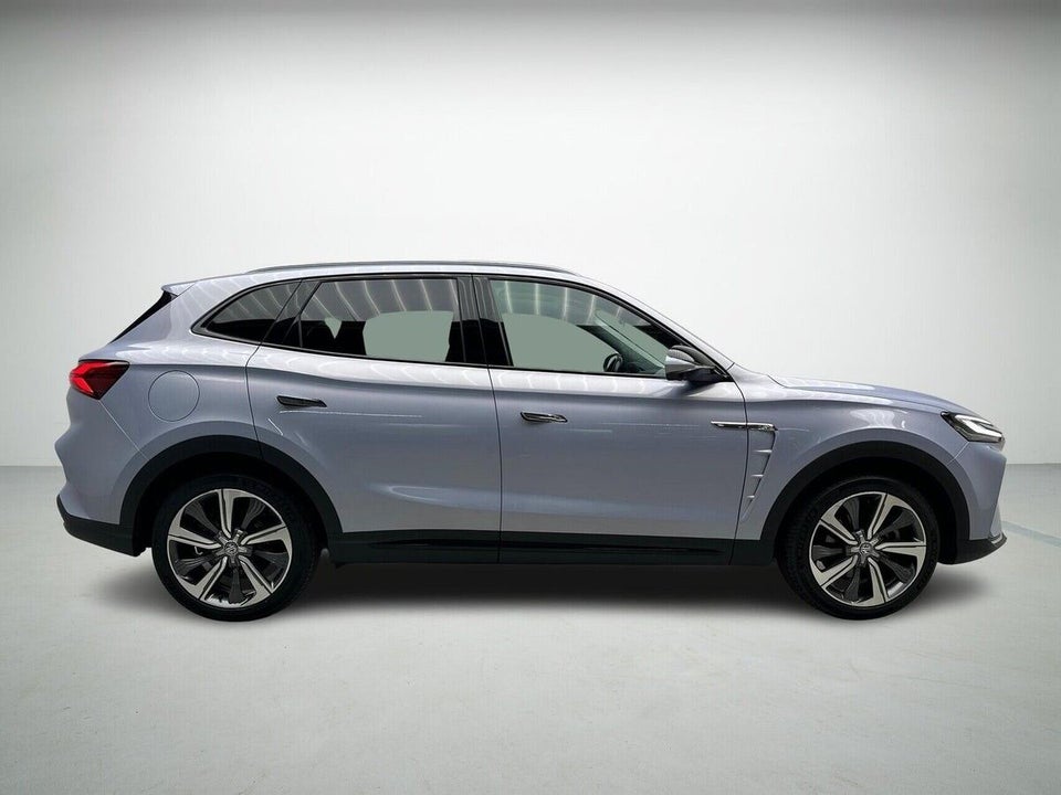 MG Marvel R Luxury 5d