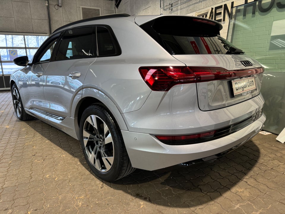 Audi e-tron 55 Advanced quattro 5d