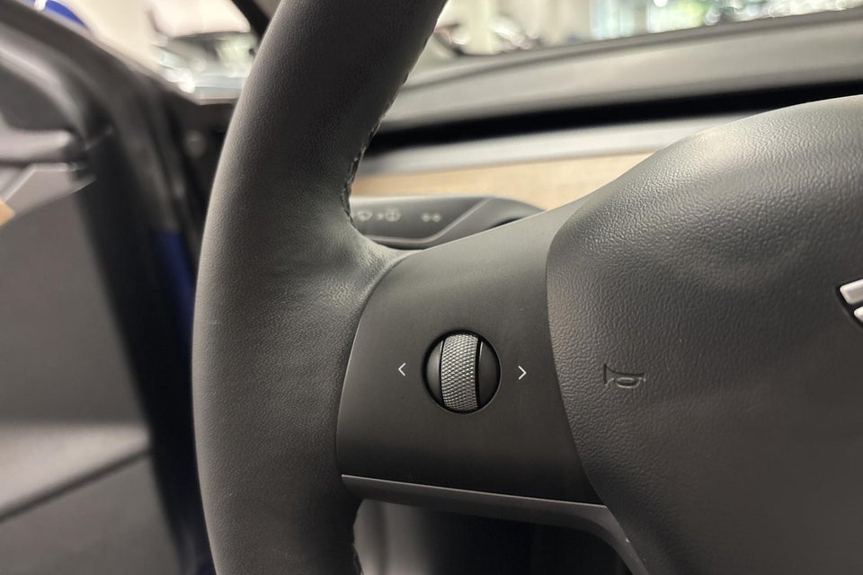 Tesla Model 3 Performance AWD 4d