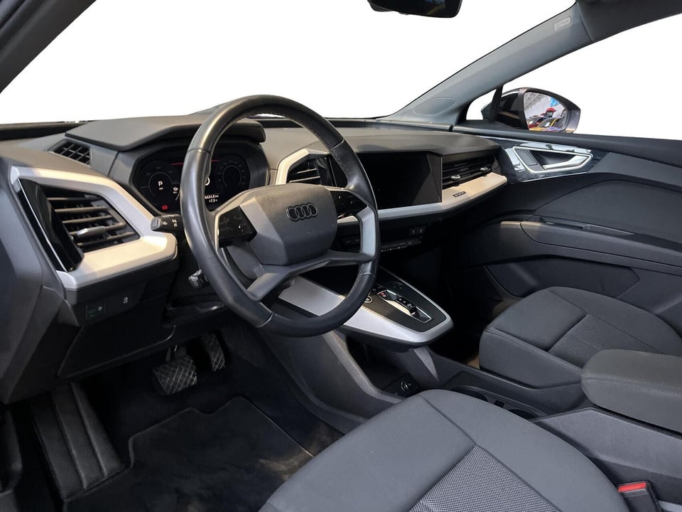 Audi Q4 e-tron 35  5d