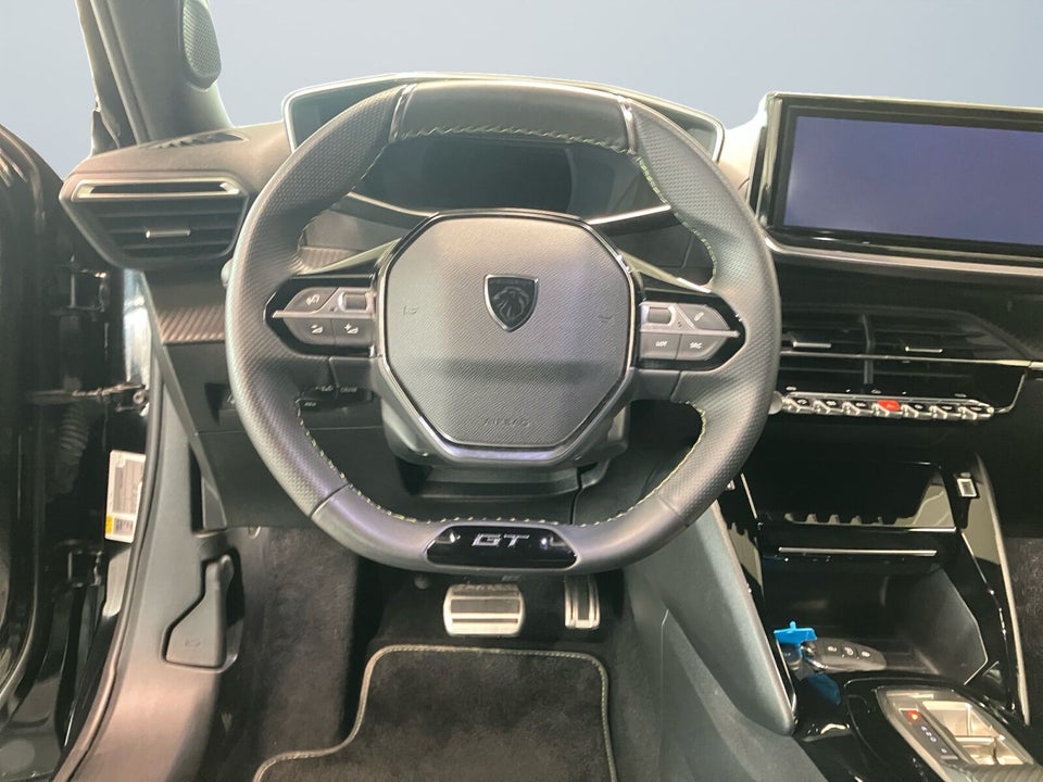Peugeot e-2008 54 GT 5d