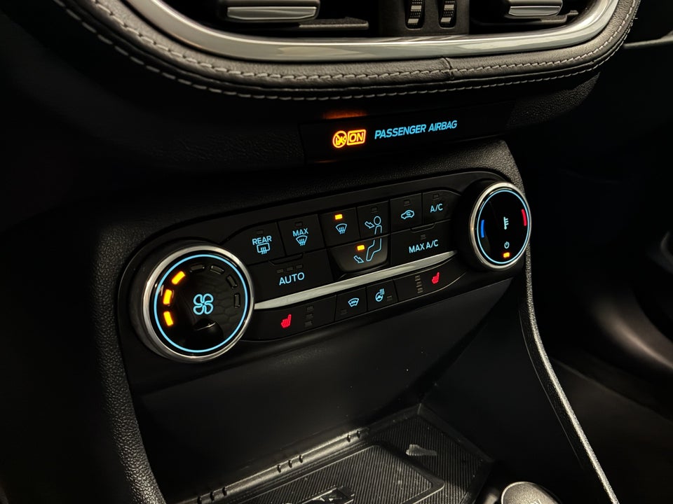 Ford Fiesta 1,0 EcoBoost mHEV Vignale 5d