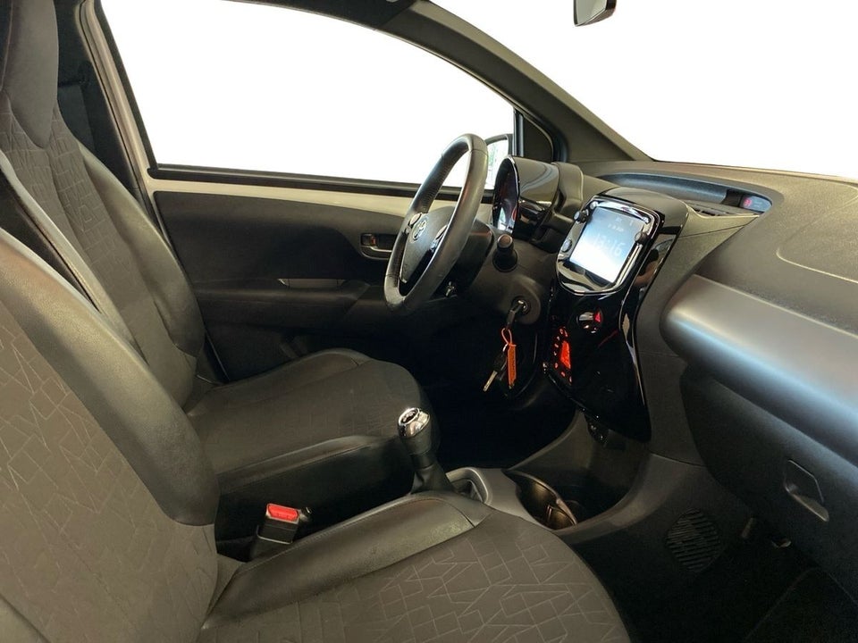 Toyota Aygo 1,0 VVT-i x-cite 5d