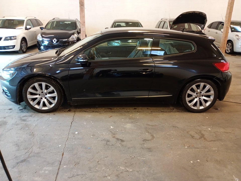 VW Scirocco 2,0 TDi 170 Sport DSG Van 3d