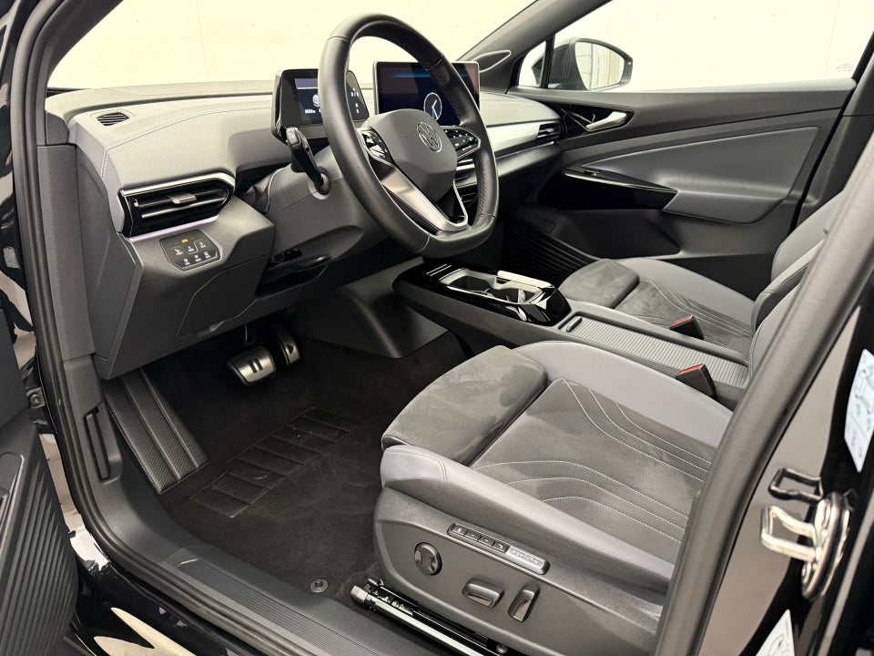 VW ID.4 77 Style 4Motion 5d