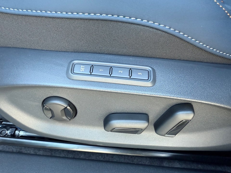 Cupra Tavascan 77 Immersive 5d