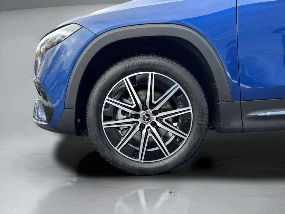 Mercedes EQB300 AMG Line 4Matic 5d