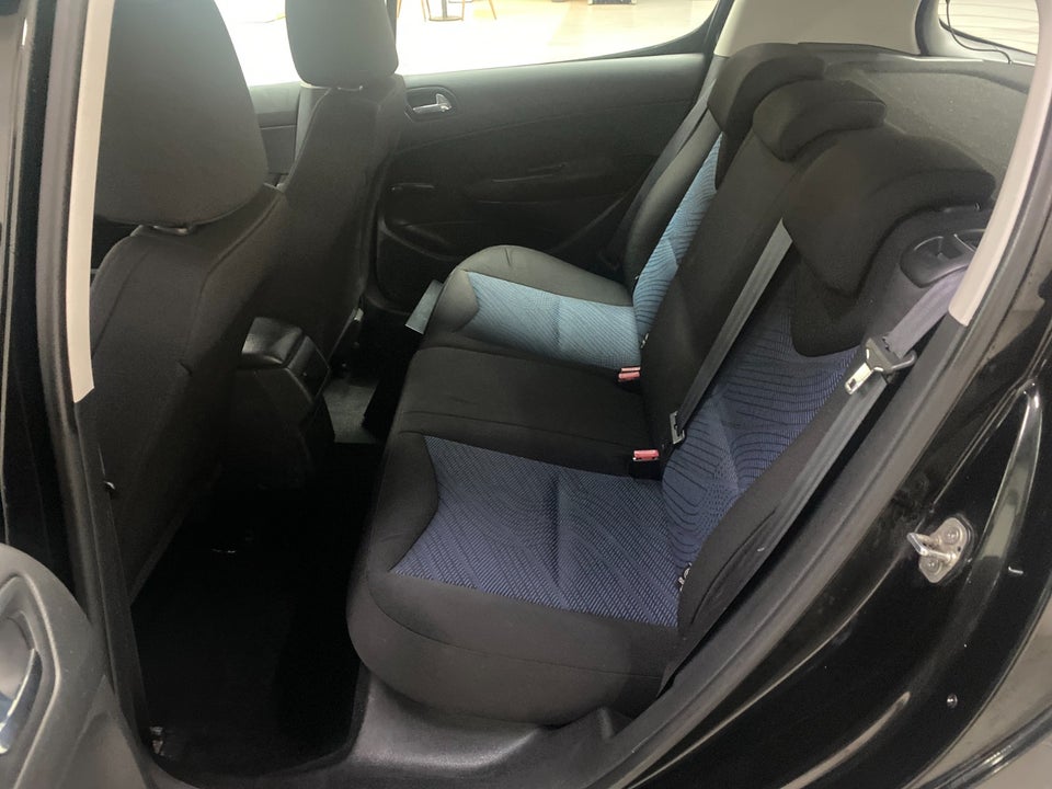 Peugeot 308 1,6 HDi 92 Comfort+ 5d