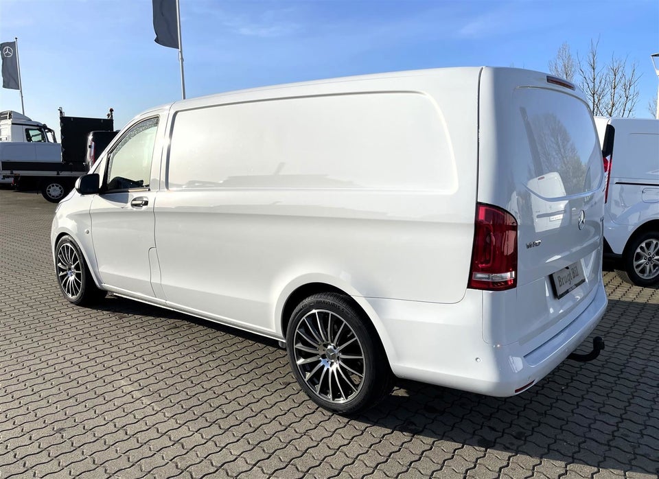 Mercedes Vito 119 2,0 CDi Kassevogn aut. L RWD