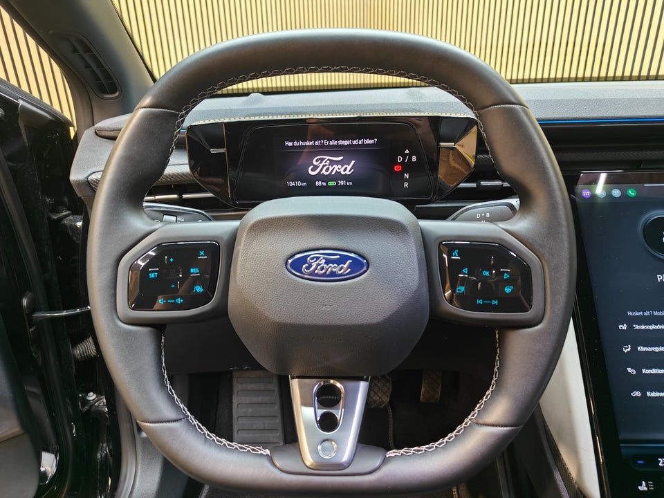 Ford Capri 77 Premium Extended Range 5d