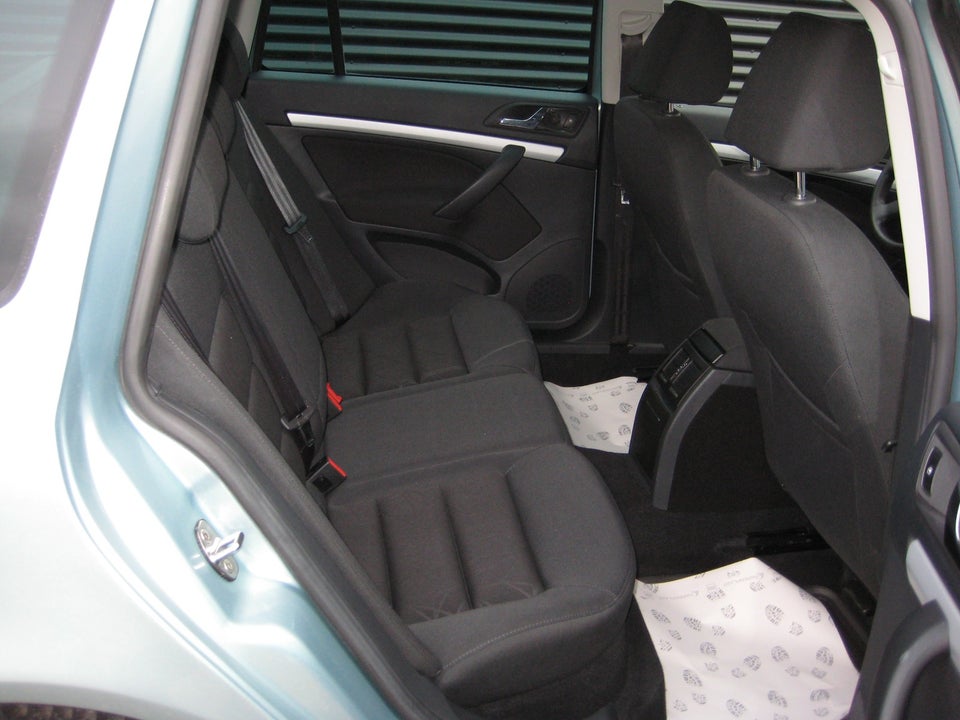 Skoda Octavia 1,2 TSi 105 Ambiente Combi 5d