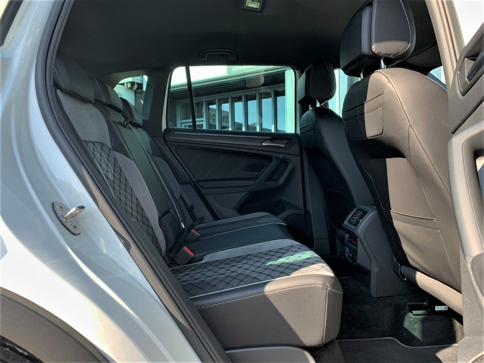 VW Tiguan 1,4 eHybrid R-line DSG 5d