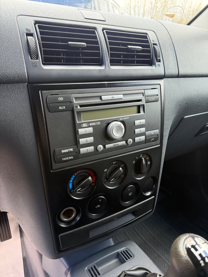 Ford Transit Connect 1,8 TDCi 75 220S Plus 5d