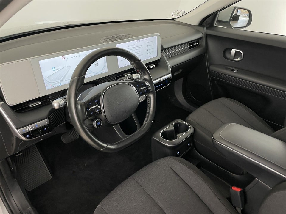 Hyundai Ioniq 5 58 Essential 5d